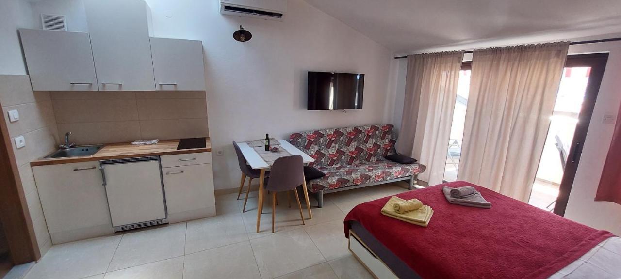 Apartmaji Jurcan Izola Eksteriør billede
